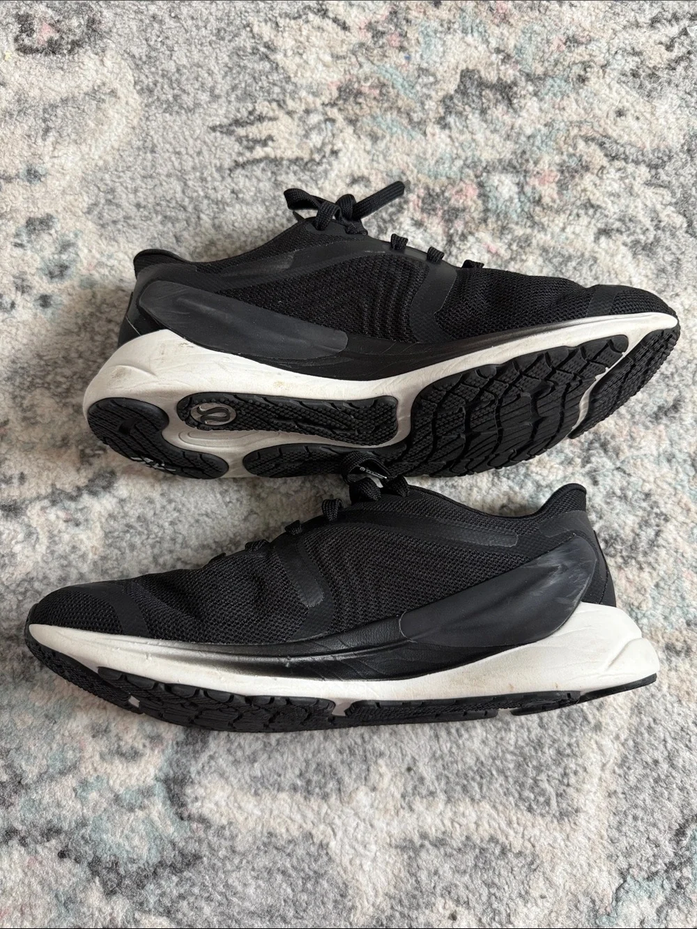 Lululemon Blissfeel 2 Womens Running Shoe
